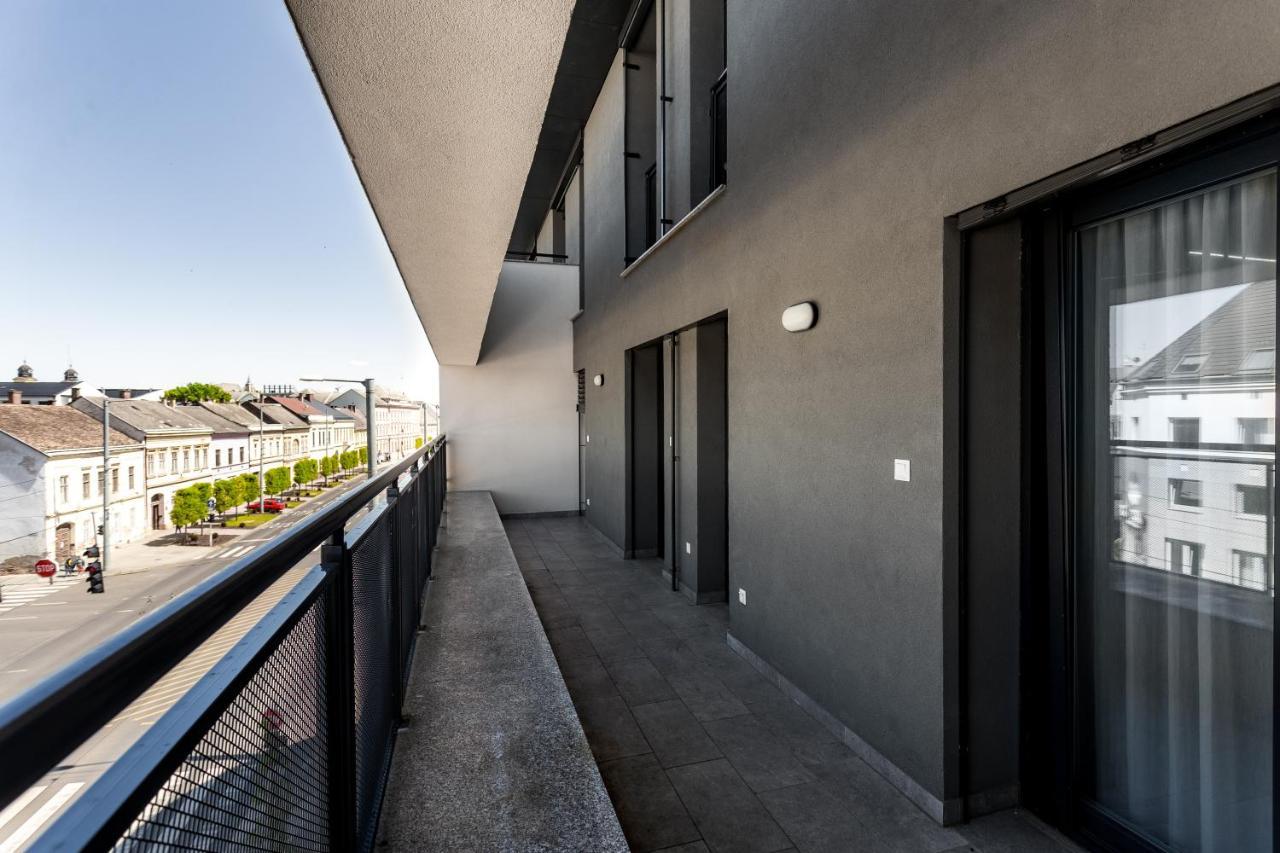 Avand Apartments Debrecen Exterior photo